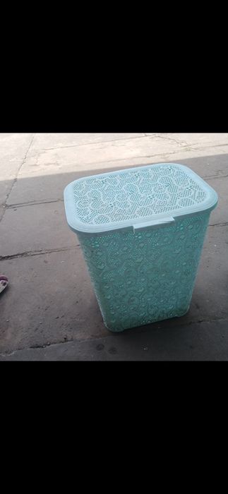 Шафа для ванної, мусорник..