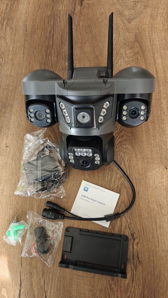 Kamera WIFI z 3 obiektywami 15MP Obrotowa IP66
