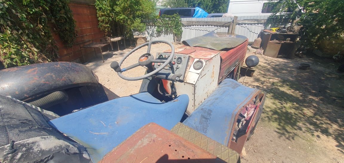 Продам трактор руминець