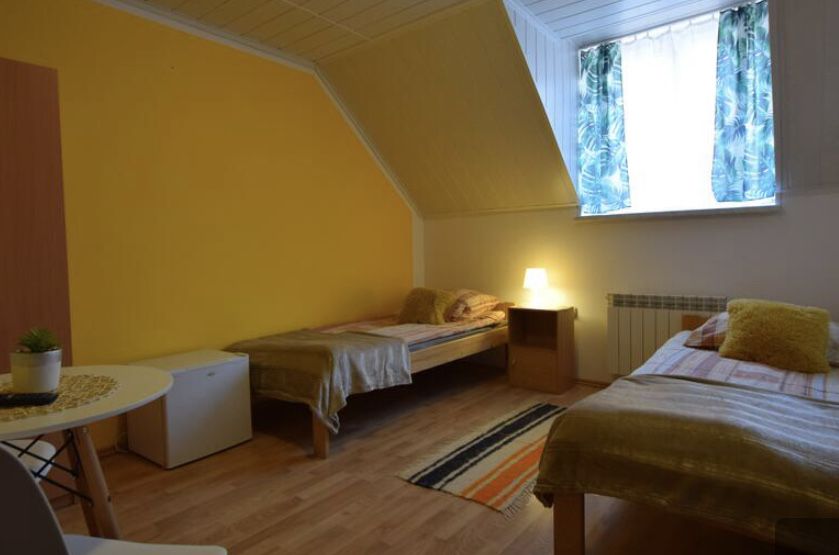 Sylwesyer  Caly Dom do wynajecia..Wolne  pokoje nad Soliną Pokoje nocl