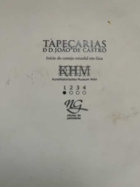 Porcelana pintada a mão com tapeçarias D. João castro