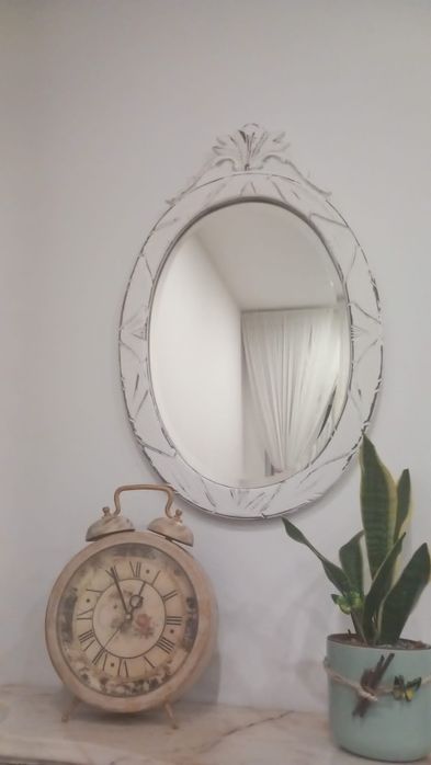 Espelho em madeira, em estilo vintage belíssimo