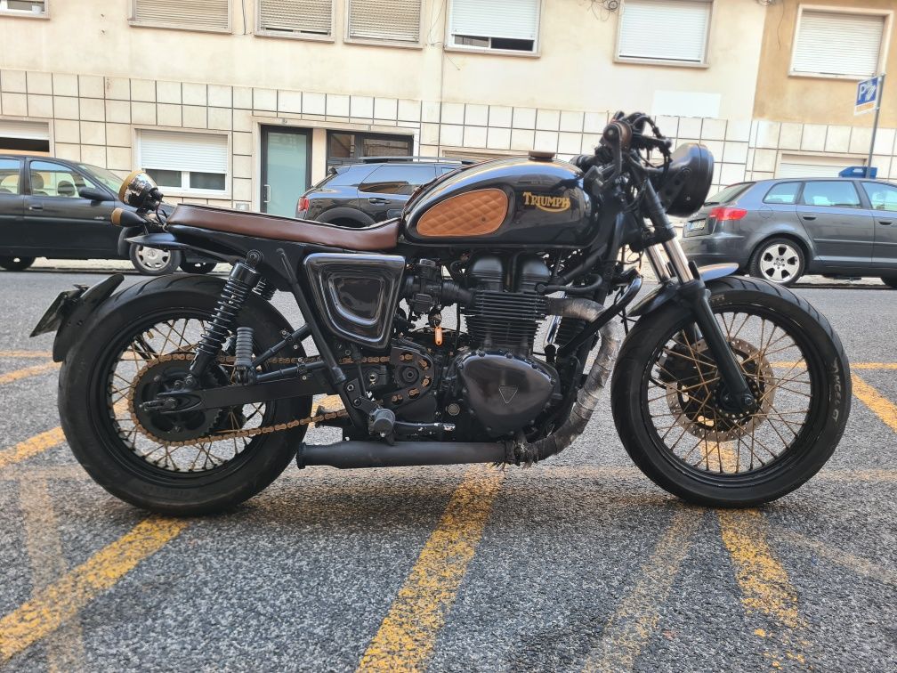 Triumph Bonneville 865