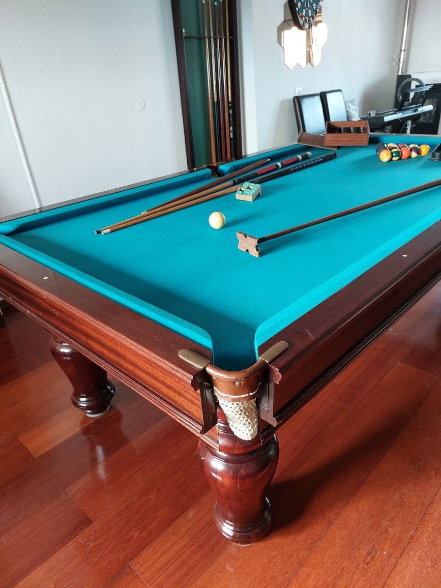Mesa de snooker profissional