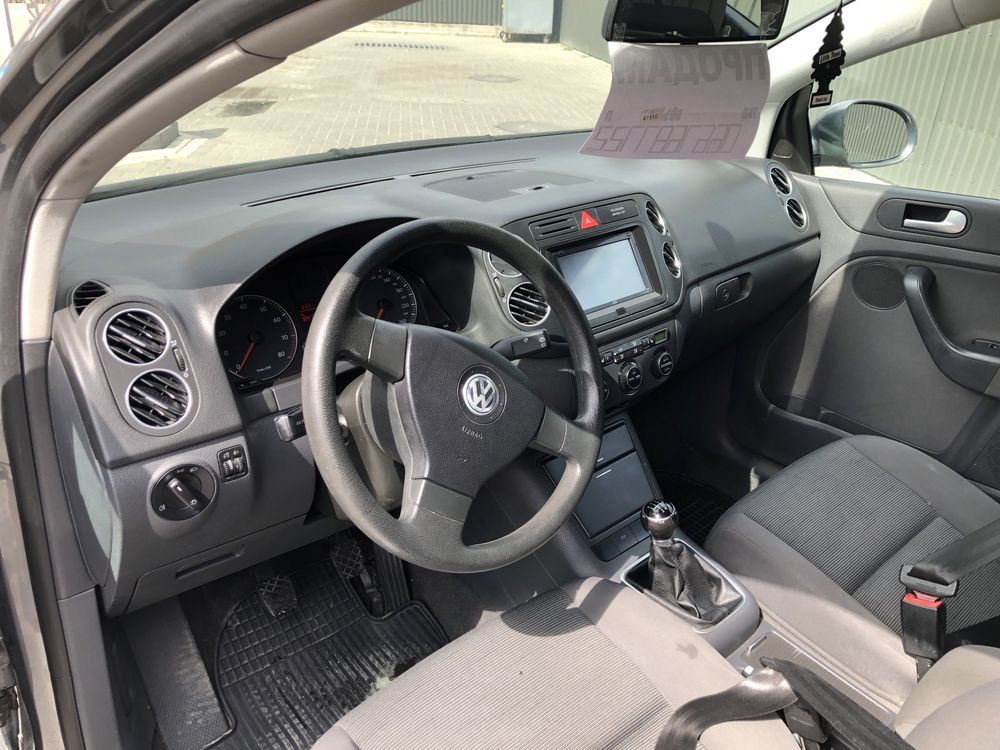 Volkswagen Golf Plus 1.6 бензин