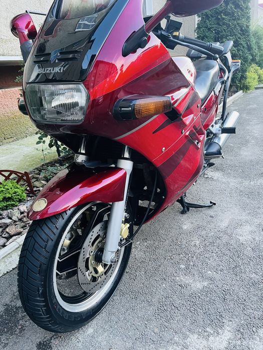 Suzuki GSX 1100 F Katana