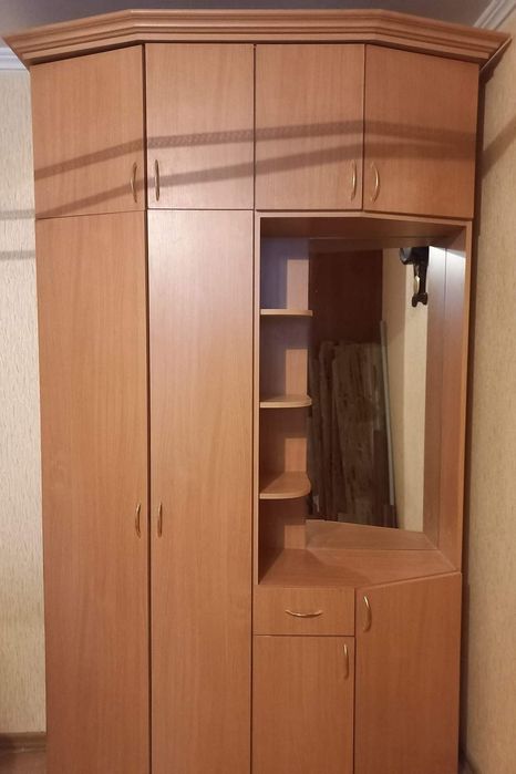 Прихожа бук.Хороший стан.