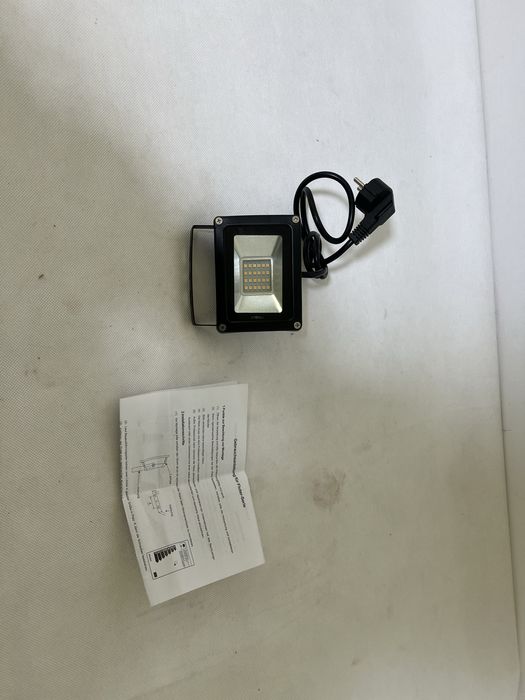 Naświetlacz led 220v 20wb
