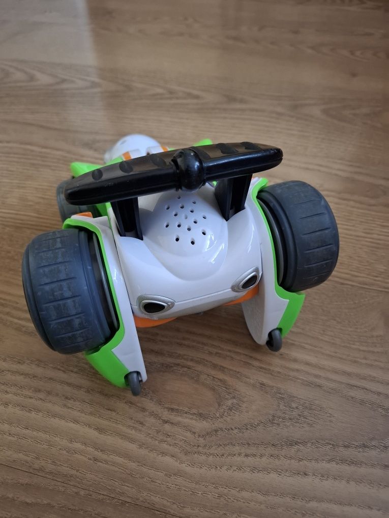 Robot Chicco na pilota