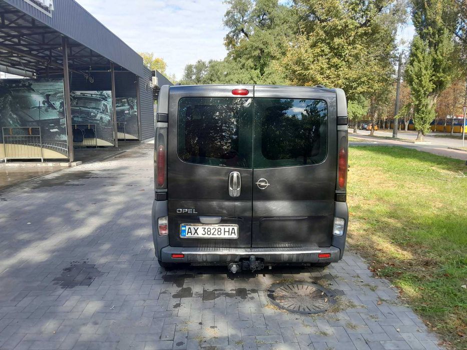 Продам Оpel Vivaro