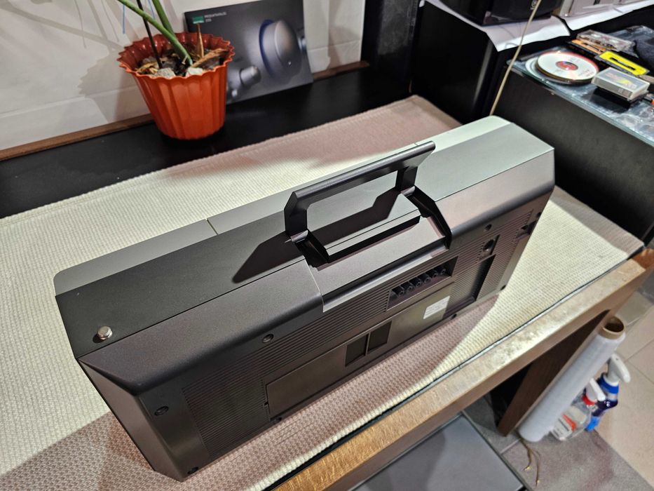 Бумбокс Grundig RR-3600 Boombox
