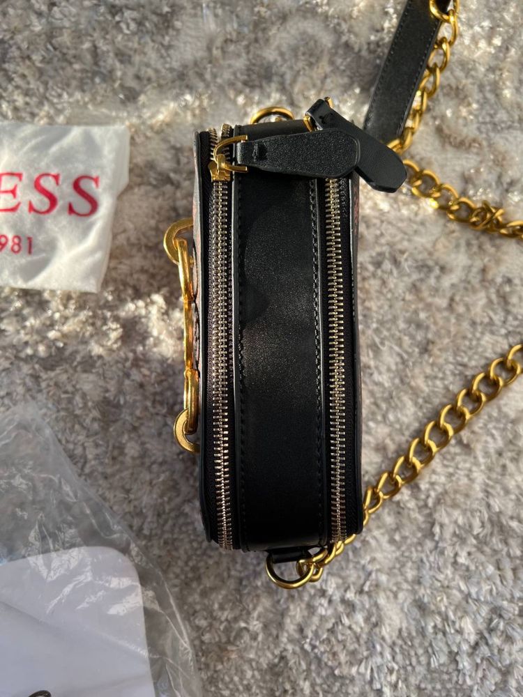 Сумка guess у форматі mini — GUESS всього за 999 грн!