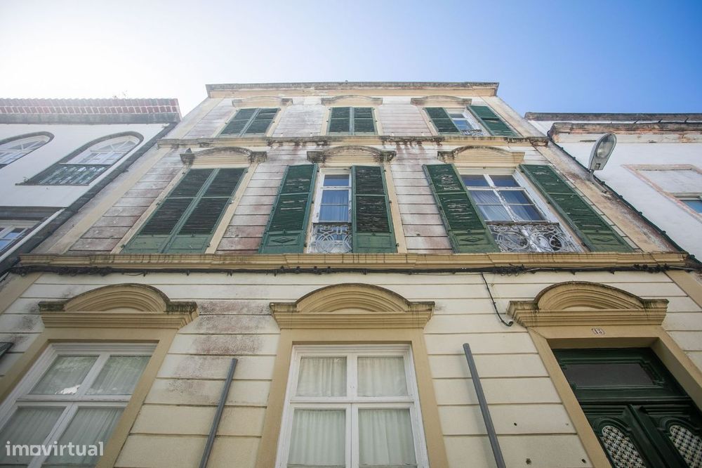 Moradia no Centro Histórico de Ponta Delgada – São Sebastião