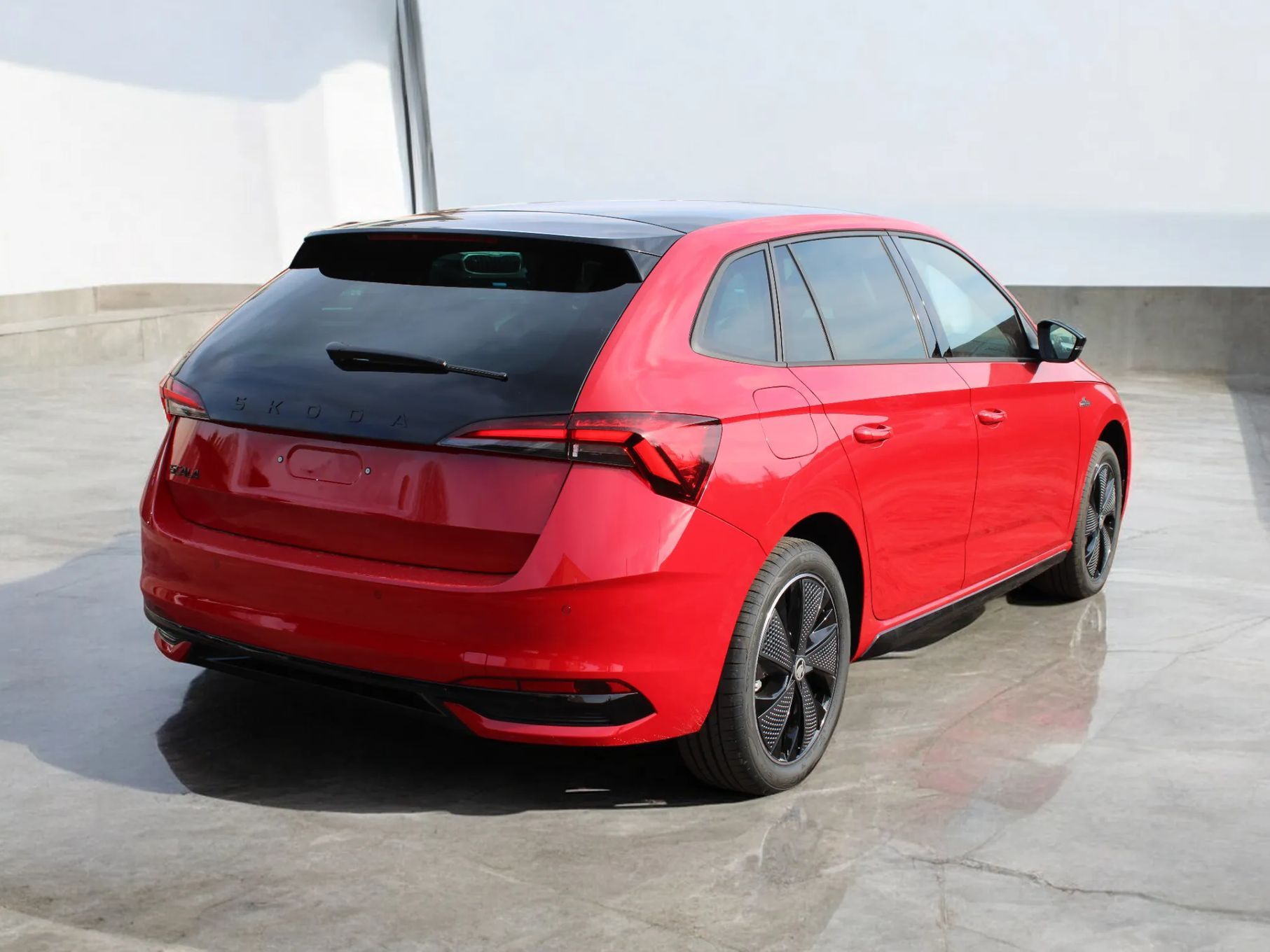 Skoda Scala MONTE CARLO Pakiet Convenience Plus/Pakiet Winter Plus Tech