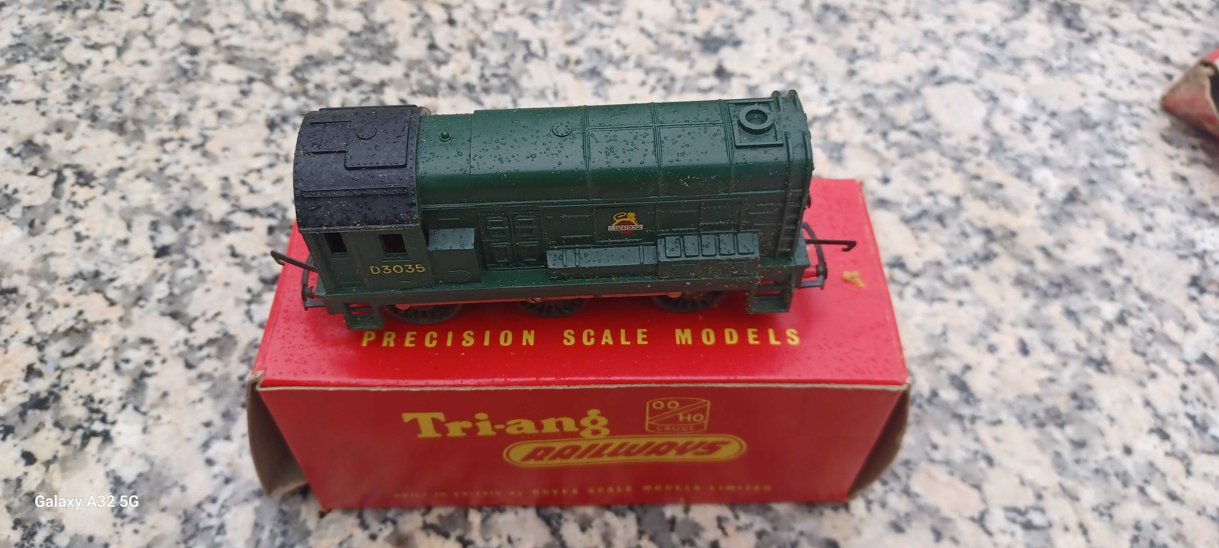 Comboios Tri-ang railways
