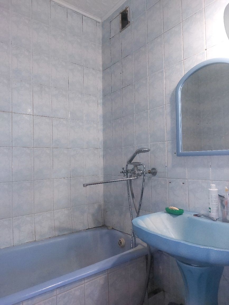Продаж 3-к.кв.в 9-поверхівці. Бл.Замостя, вул.Короленка. Некутова.