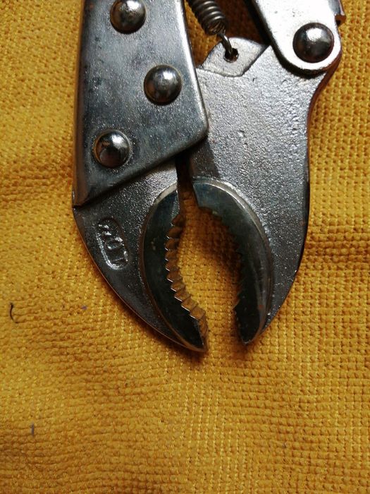 Obcęgi  - kleszcze -