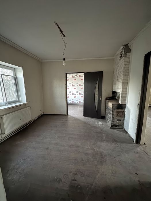 В продажу будинок в 10 хвилинах від центру