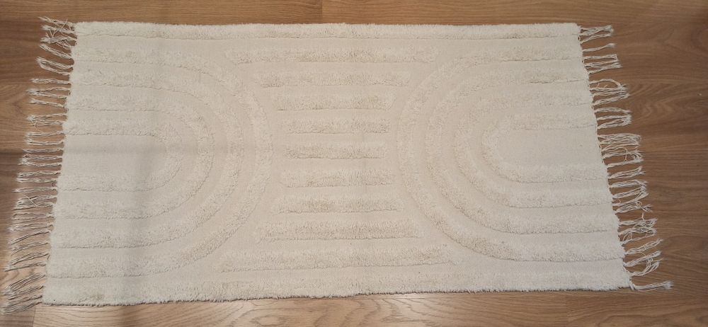 Dywan/dywan beżowy.