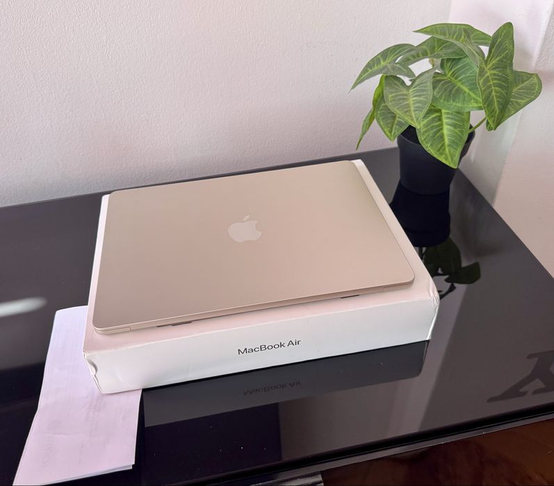 Pack Macbook M4 Air 256Gb semi novo com Ofertas.