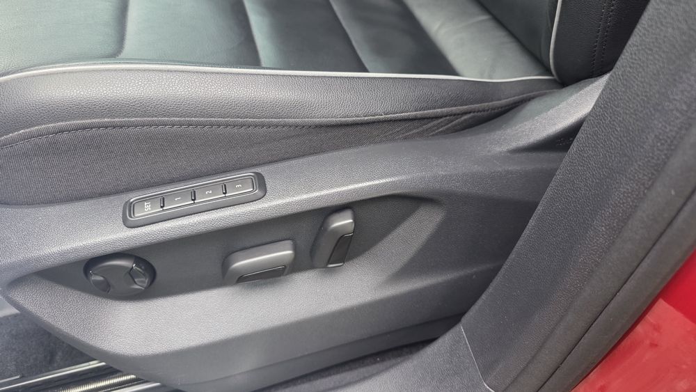 VOLKSWAGEN tiguan sel premium