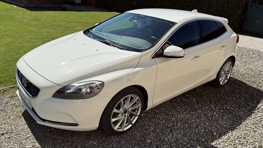 VOLVO V40 D3 150KM 5cyl