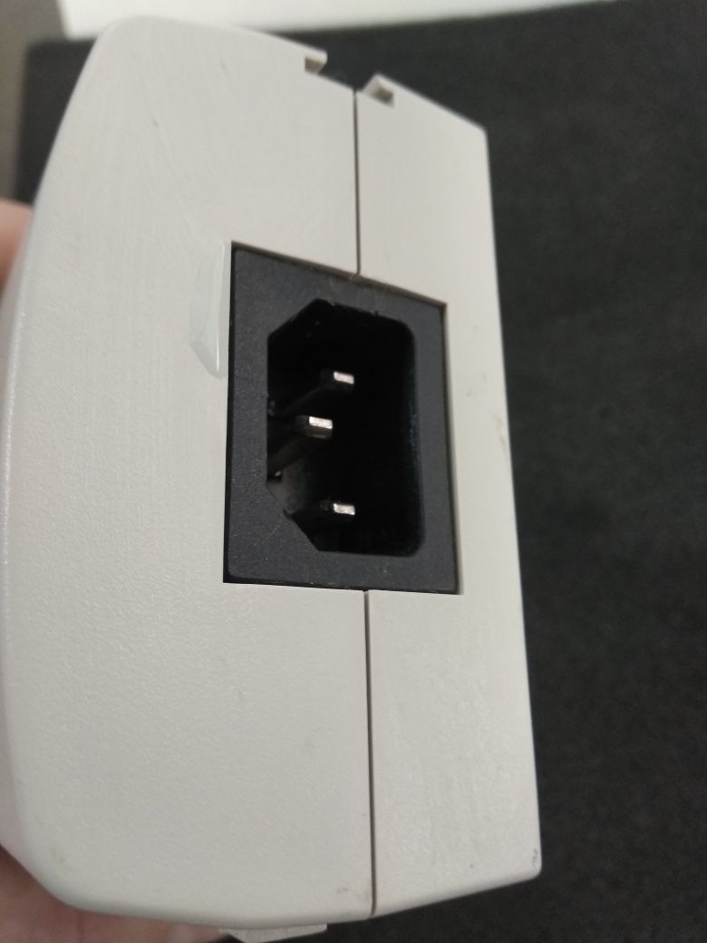 Разветвитель питания Axis T8123 (5014-201-01)