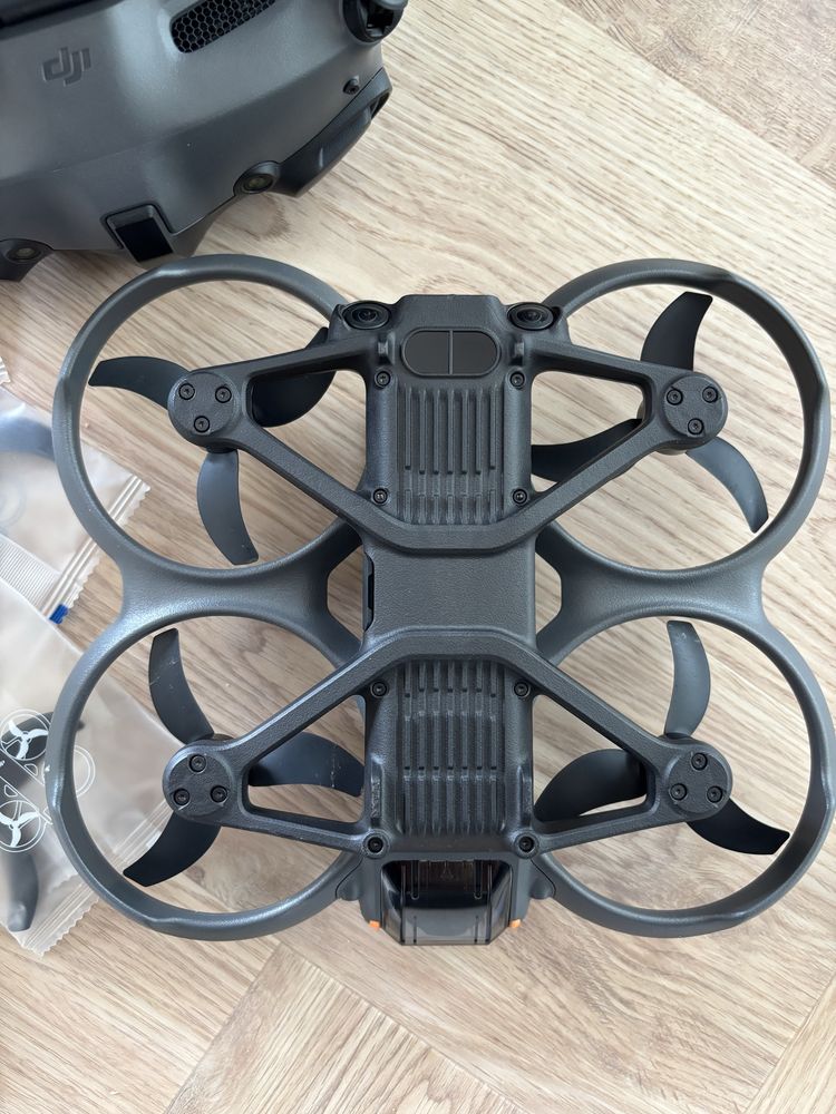 Dron Dji Avata 2