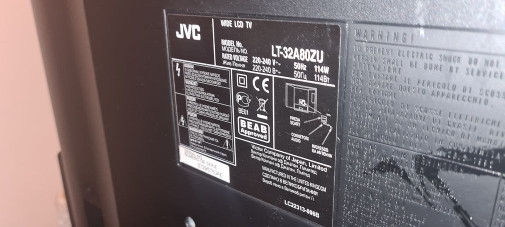 Telewizor LCD JVC 32 cale LT-32A80ZU + pilot
