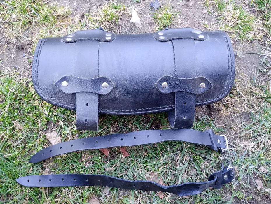 Rolka Wałek Piórnik Sakwa narzędziowa lagi kierownice Harley Davidson