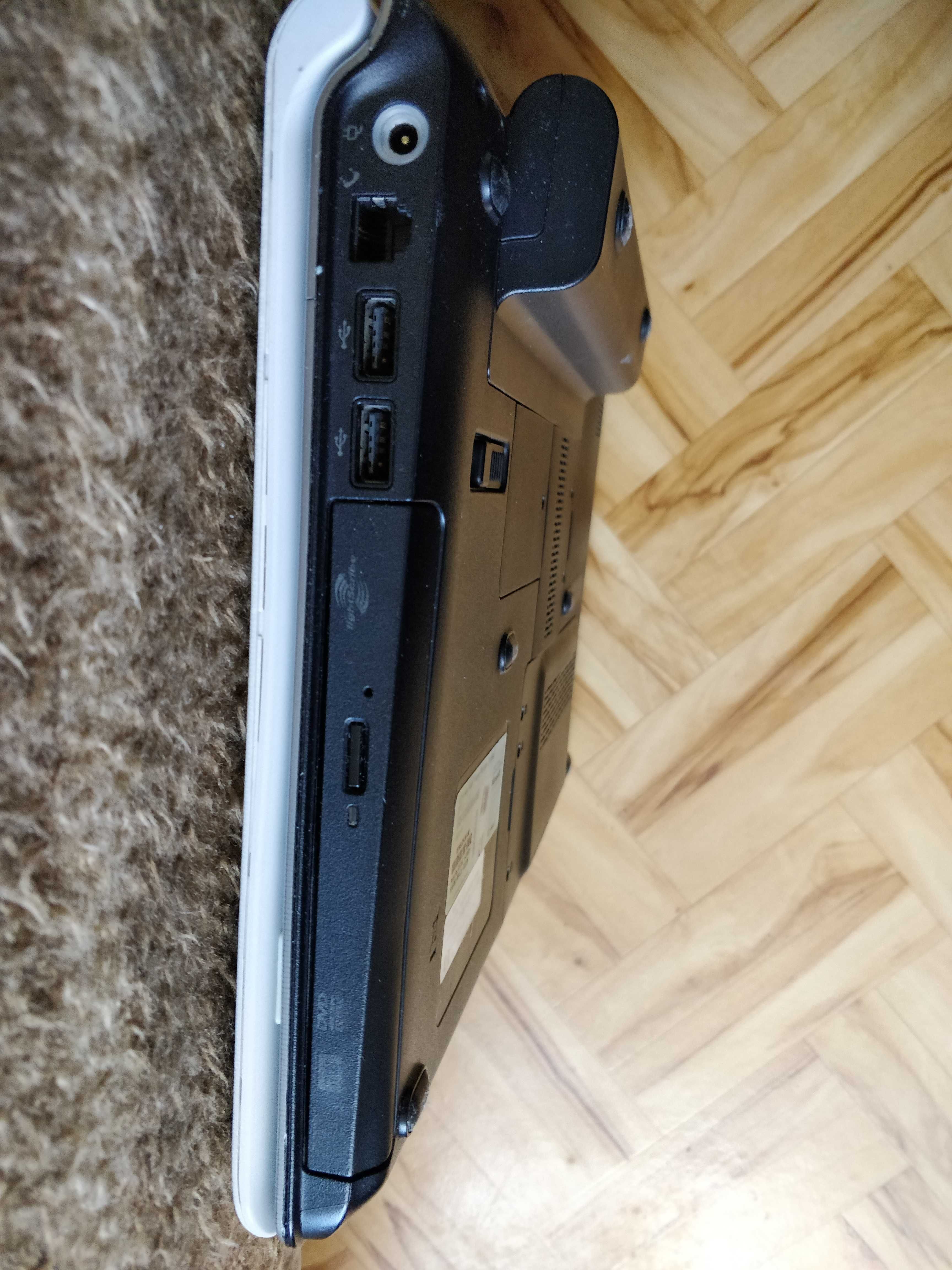 Laptop HP Pavilion dv2700 (działa, ALE*)