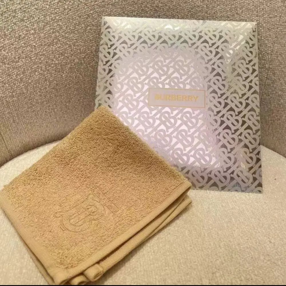Рушник burbery