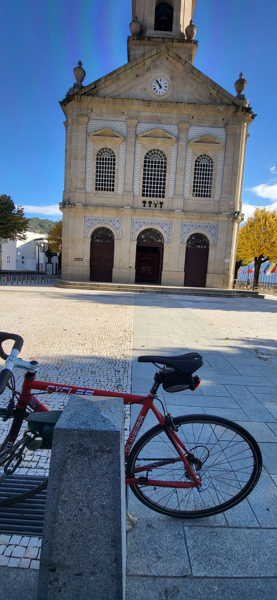 Bicicleta estrada aluminio com forqueta em carbono