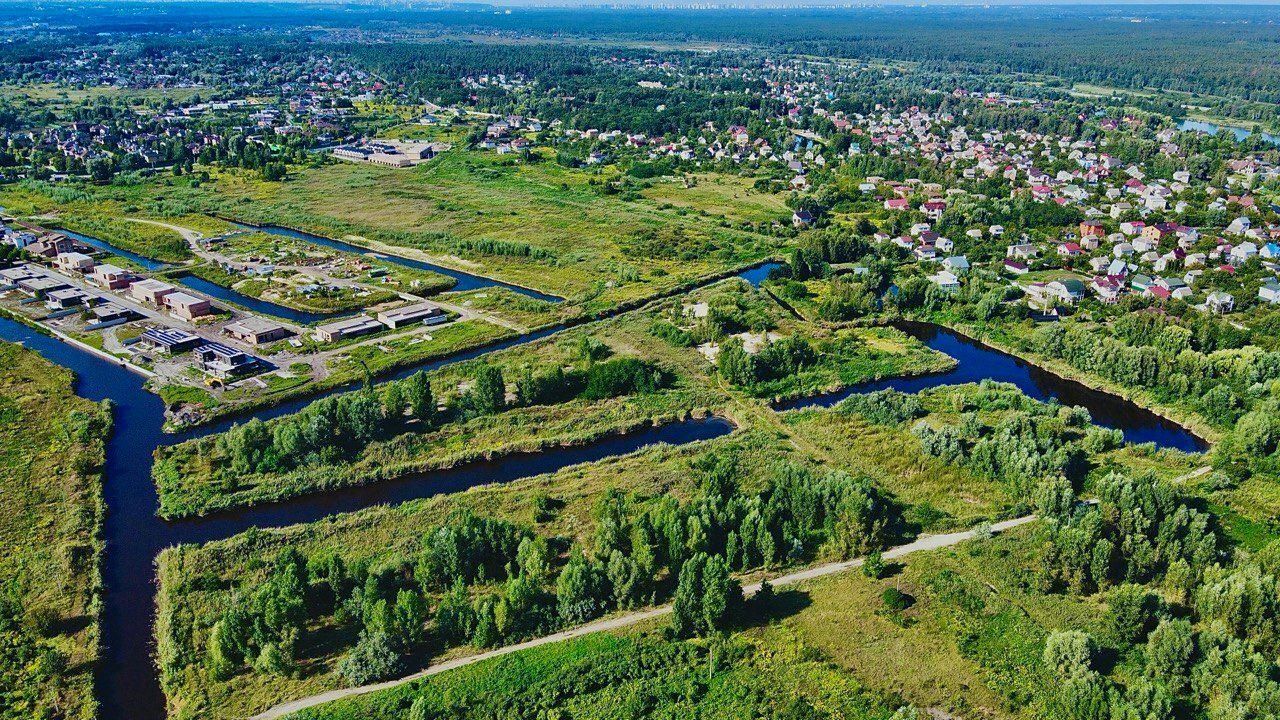 Продам земельну ділянку під будівництво з виходом на воду IO