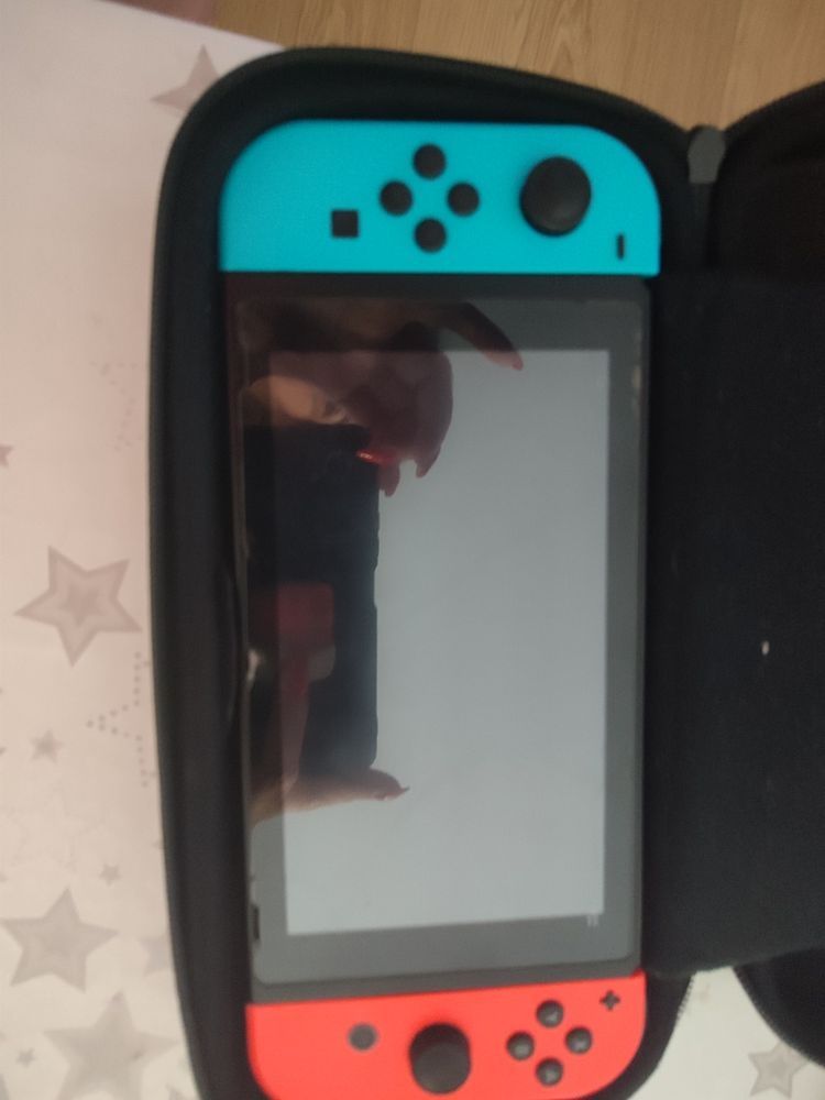 Nintendo Switch com capa