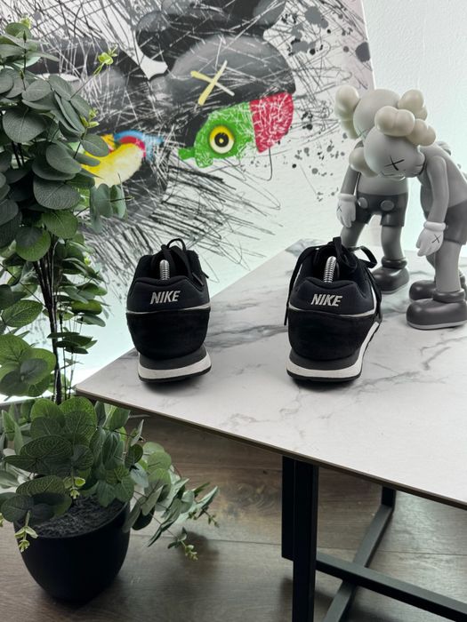 Кросівки Nike MD Runner 42.5 розмір Е6487