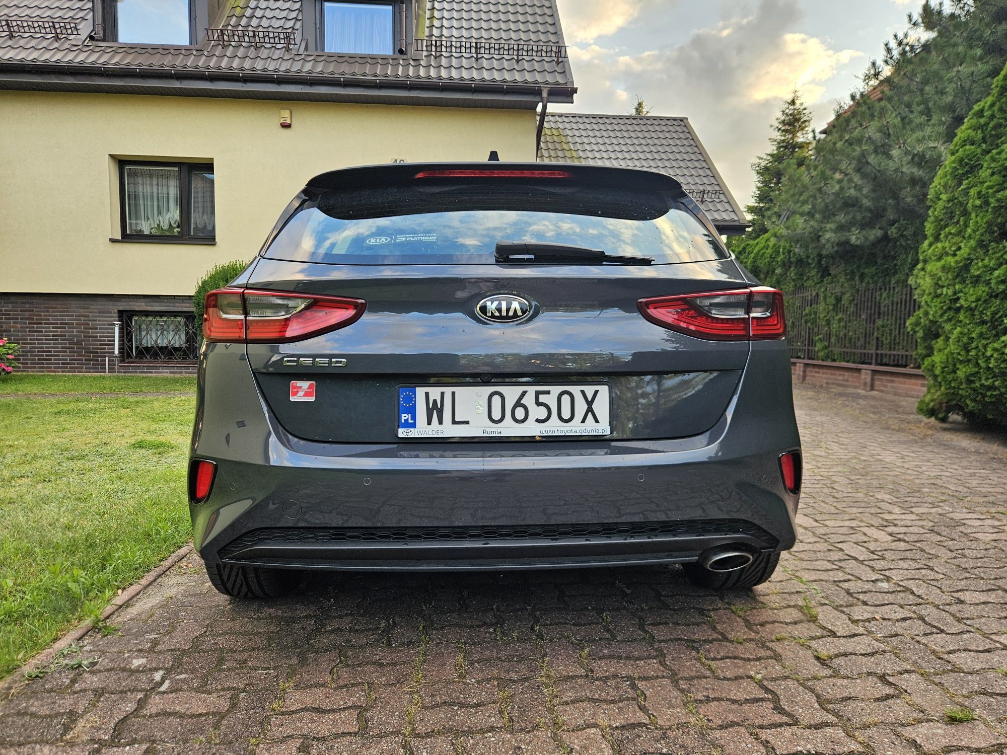 Kia Ceed 1.4 mpi salon Polskał 2020 mały przebieg zadbany gwarancja