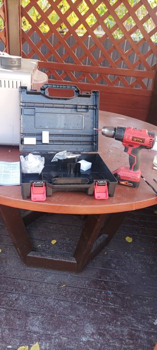 Шуруповерт з гарантією