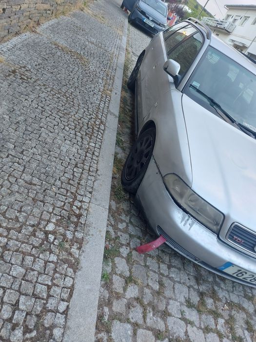 Vendo ou troco por carrinha de 3 lugares
