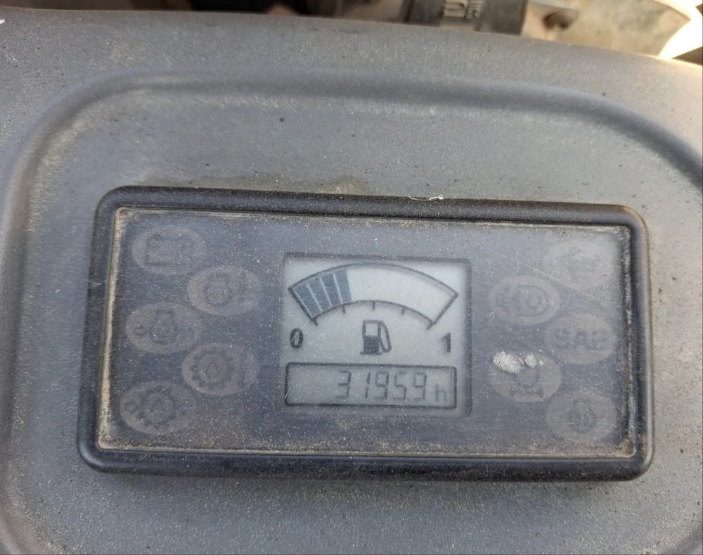 Екскаватор JCB 8032 2005р.в.
