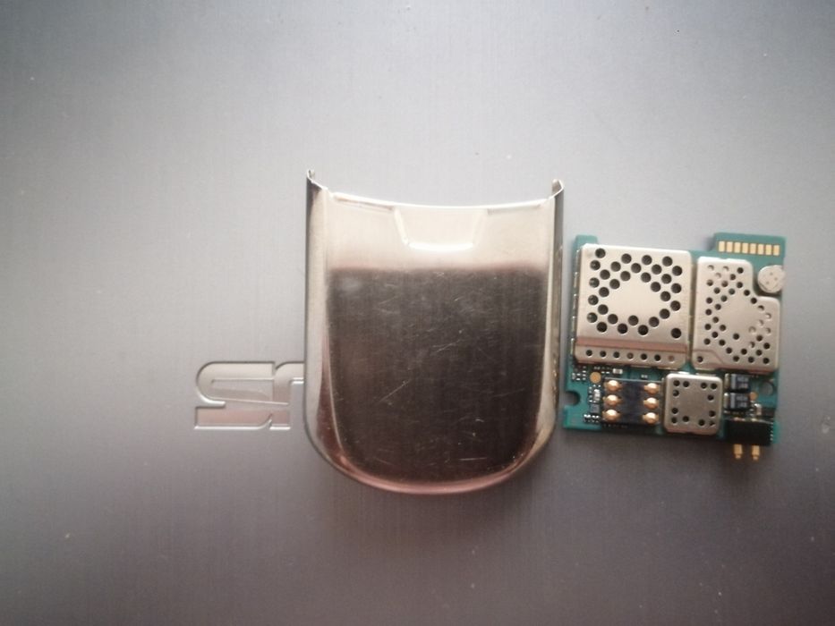 Продам Nokia 8800 ;, 8910 на запчастини