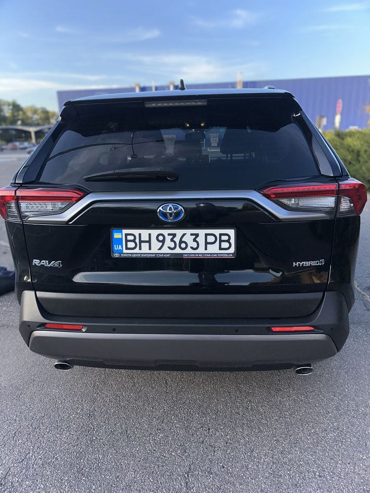 Toyota RAV4 гібрид