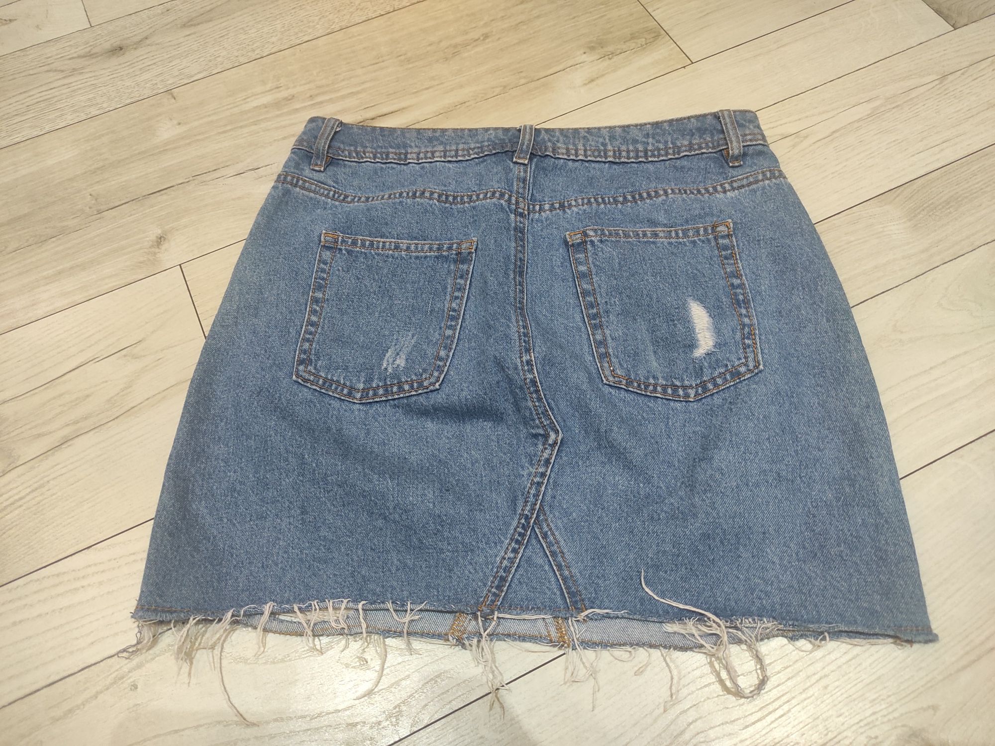 Jeansowa spódnica z przetarciami H&M