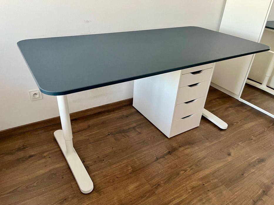 Biurko IKEA 160x80 biało-granatowe regulowane