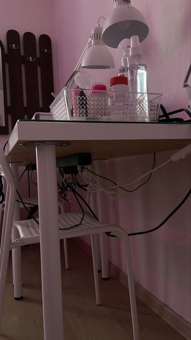 2 стола с икеи с стеклом новые