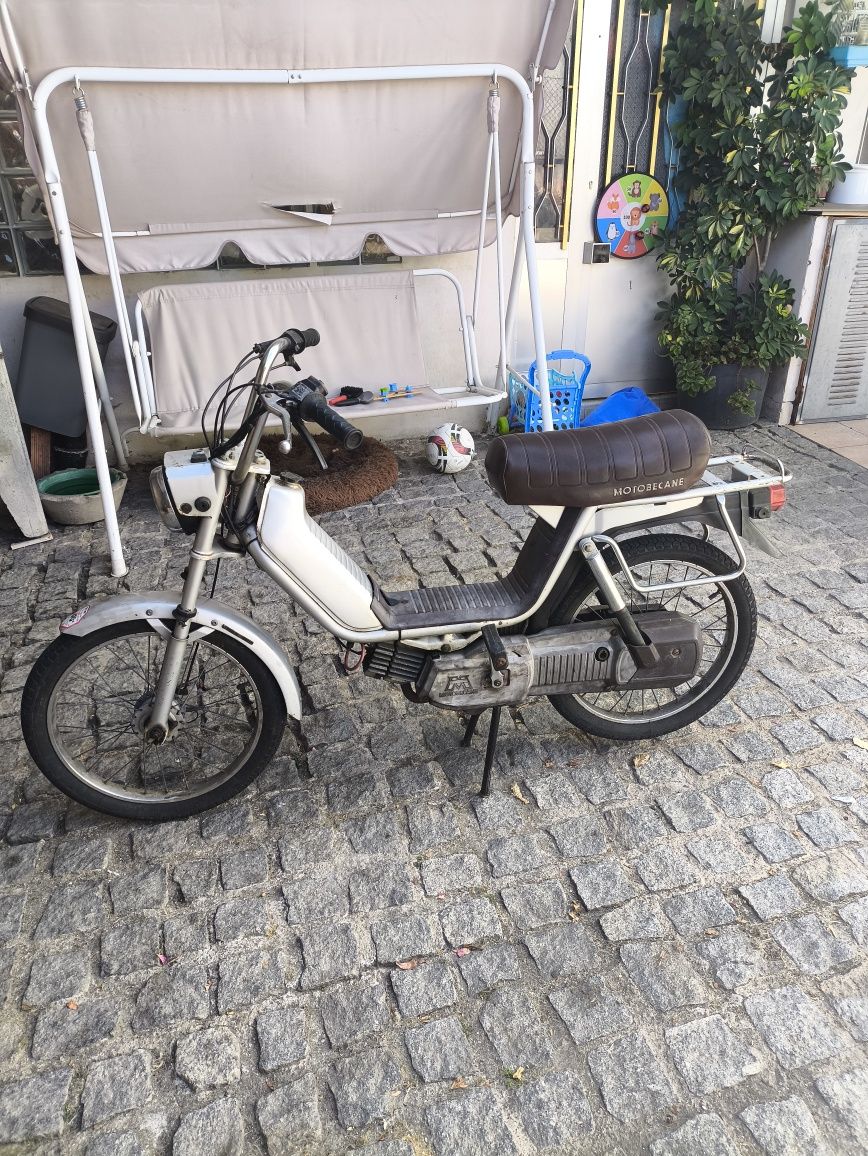 Motobecane M11 a andar !
