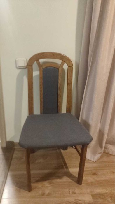 Стільці дерев'яні