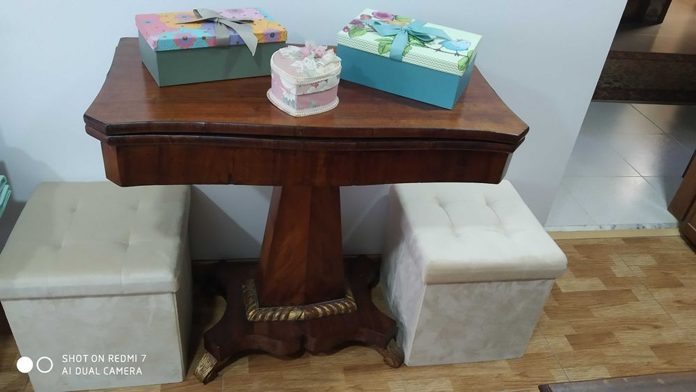 Mesa de Jogo (Rara) Madeira Antiga  - NEGOCIÁVEL