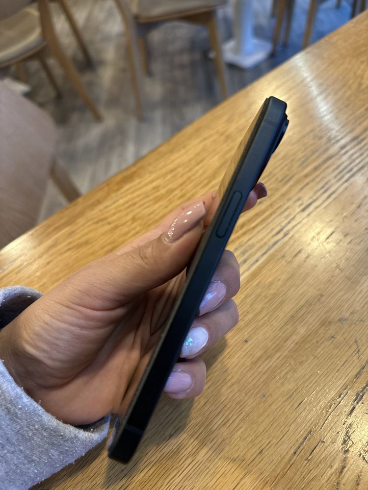 Iphone 15 COMO NOVO