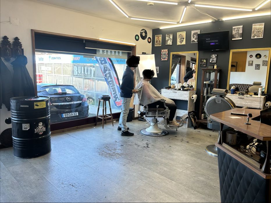 Trespasse Barbearia Bombando